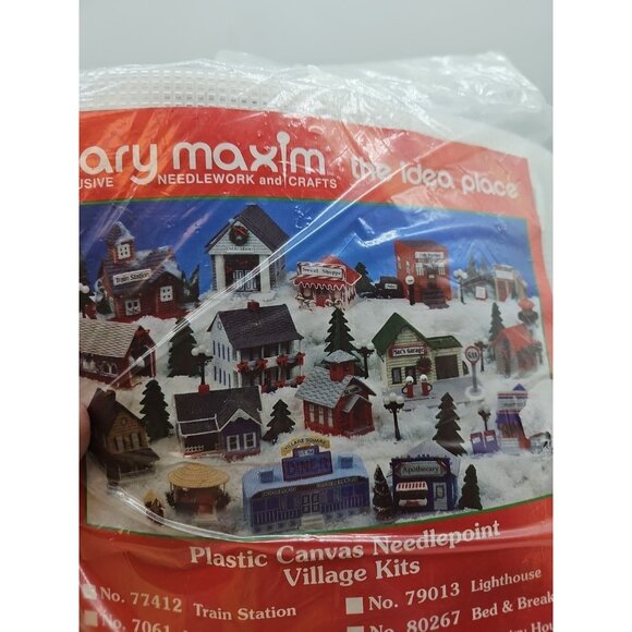 Mary Maxim Village Diner Plastic Canvas Needlepoint Craft Kit #7154 New - Picture 3 of 4